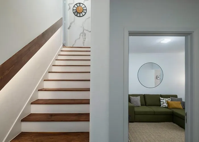 Carmo Family House - Azorean Дом отдыха Понта-Делгада