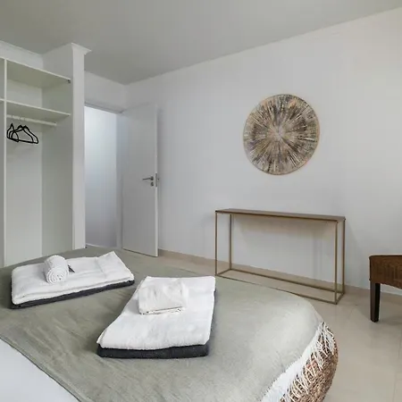 Carmo Family House - Azorean *