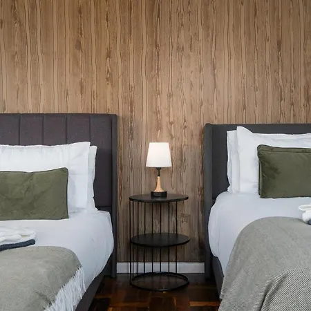 Carmo Family House - Azorean