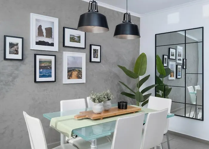 Carmo Family House - Azorean Casa de Férias *